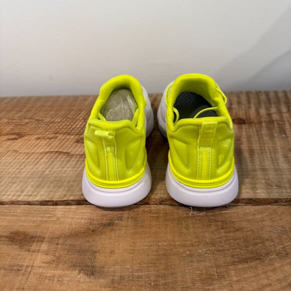 APL Techloom Tracer Sneaker NEW with Box Black/White/Energy Combo Size 6.5 - Picture 10 of 15